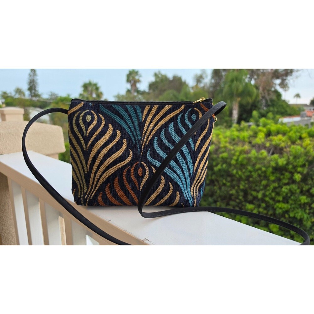 Danny K Woven Lightweight Tapestry "Splash" Peacock Feather Crossbody Purse USA